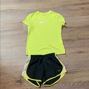 Girls Nike Outfit Size Youth Large